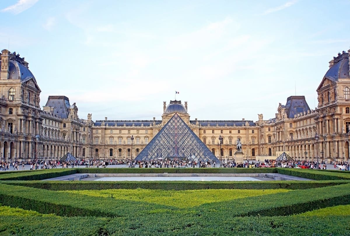 Louvre Museum